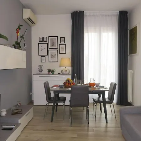 Le Due Madonne By Interhome Lejlighed Bologna