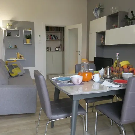 Le Due Madonne By Interhome Apartment Bologna
