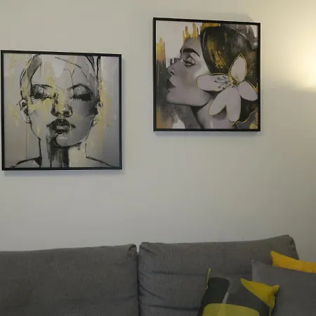 Appartamento Le Due Madonne By Interhome